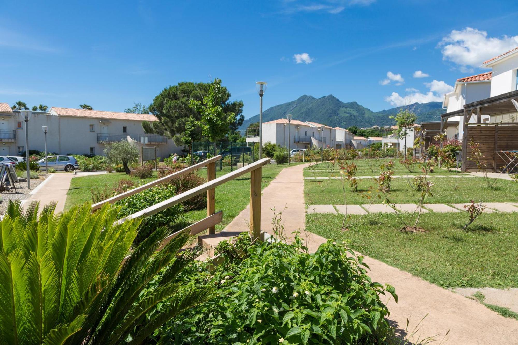 Residence Odalys Acqua Bella Poggio Mezzana Ngoại thất bức ảnh
